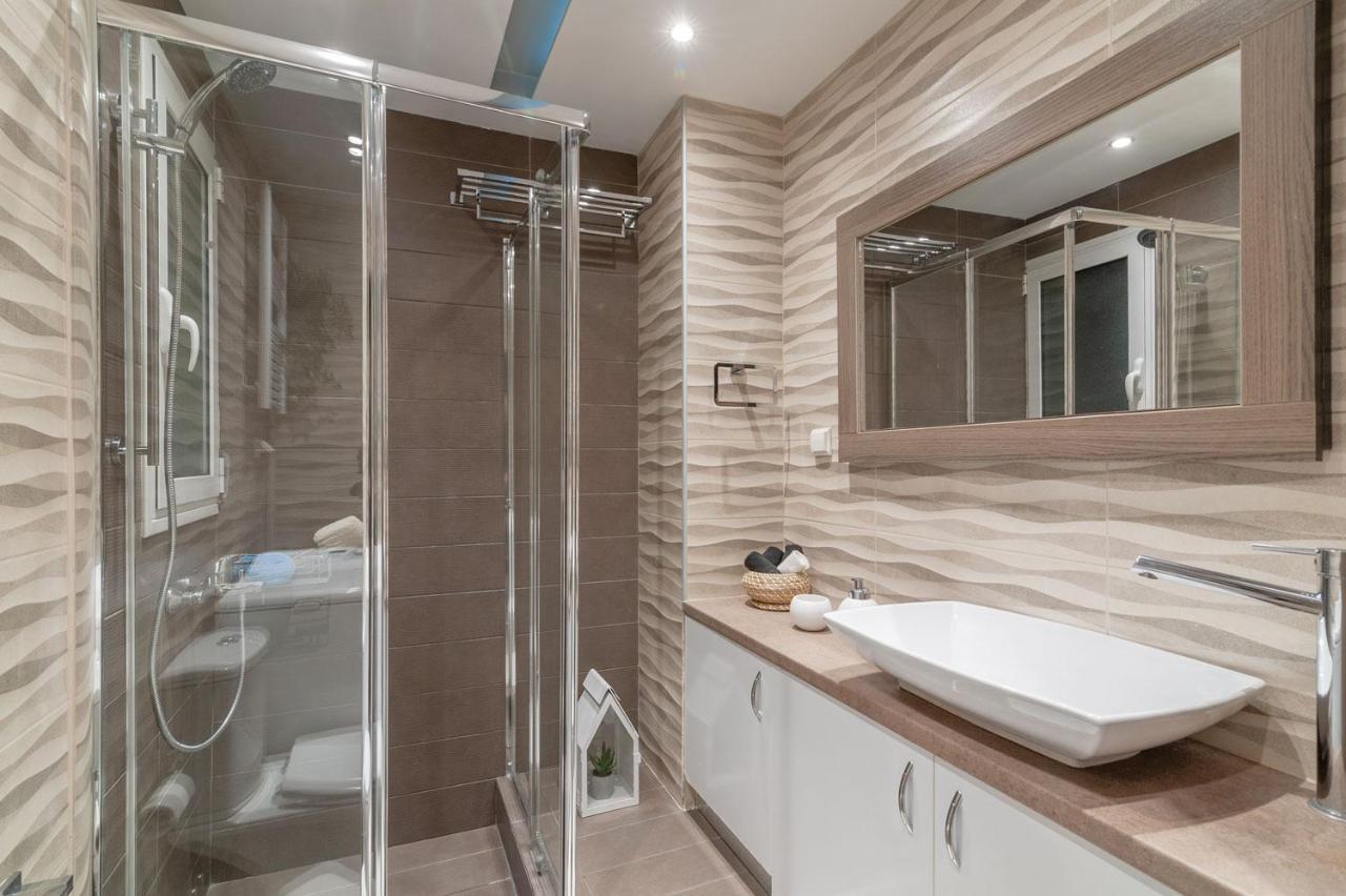 Kleio By Heloni Apartments Athens Exterior photo